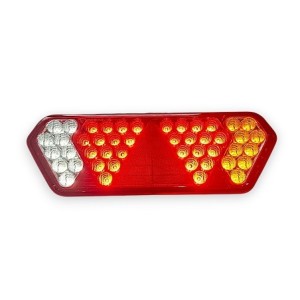 Lampa tylna - PRAWA - 46 szt LED 12/24V
